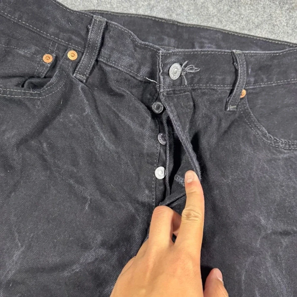 Levis 501 Original Fit Mens Black Straight Leg Button Fly Jeans 36x30 Faded Work